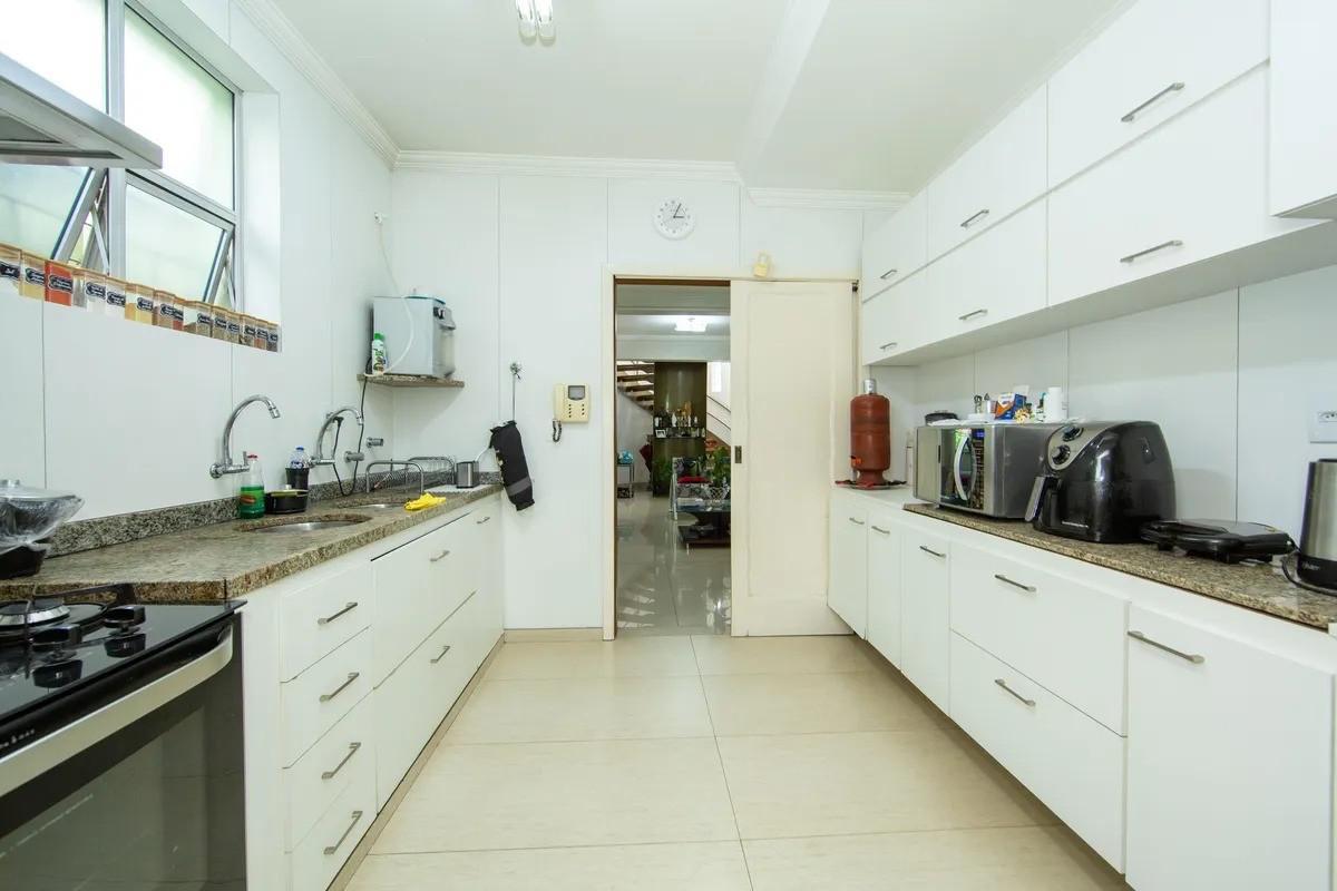 Casa, Prado, 5 Quartos, 6 Vagas, 2 Suítes