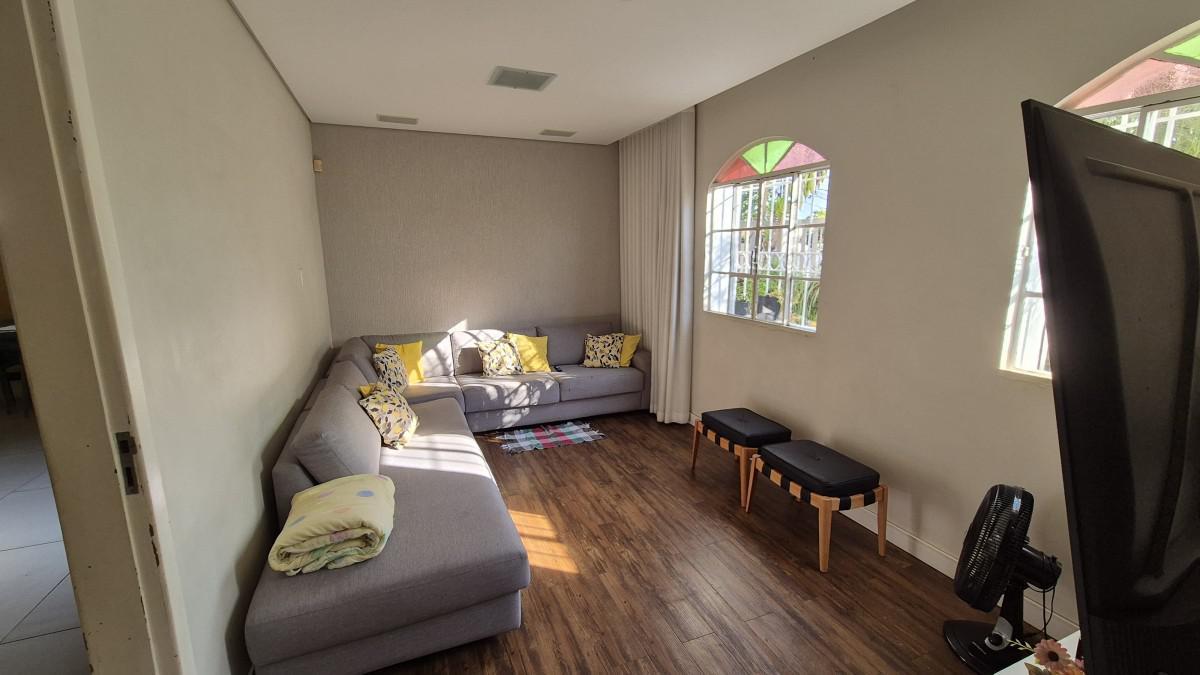 Casa, Ouro Preto, 5 Quartos, 2 Vagas, 1 Suíte