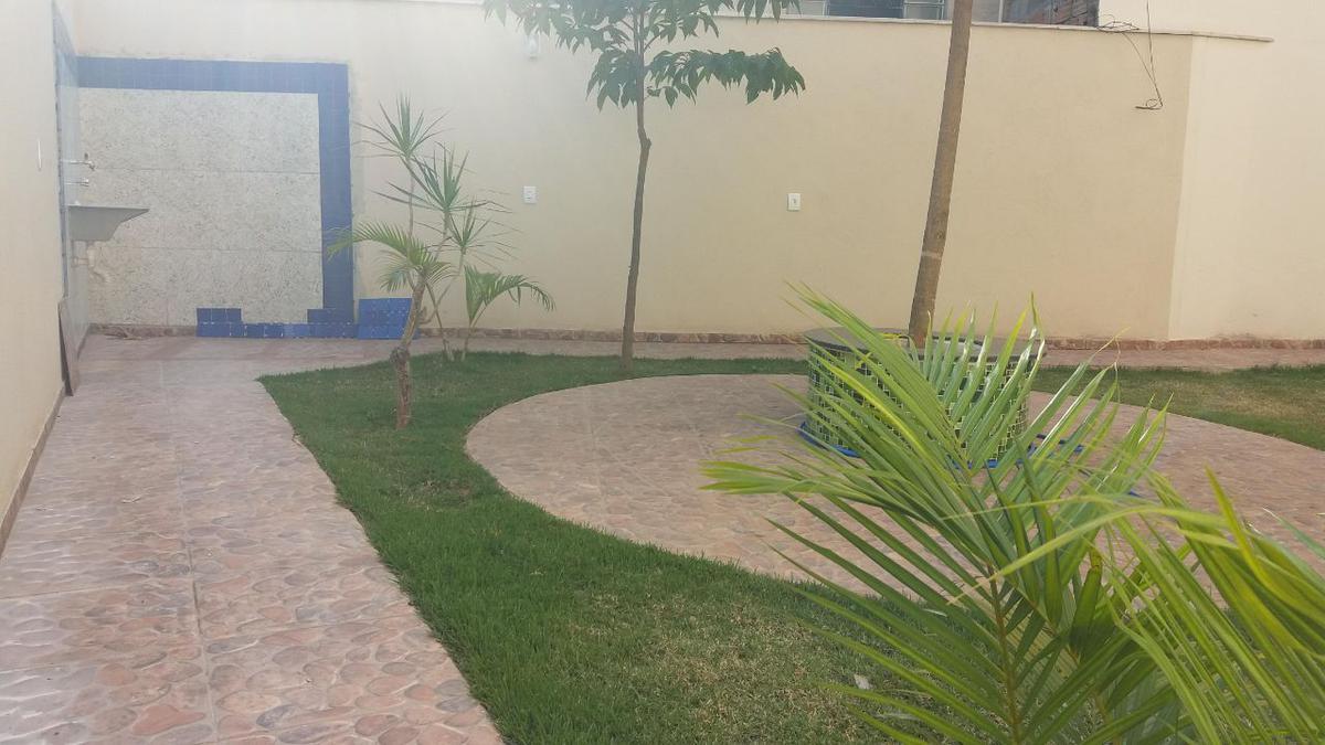 Casa, Xangri-lá, 3 Quartos, 2 Vagas, 2 Suítes