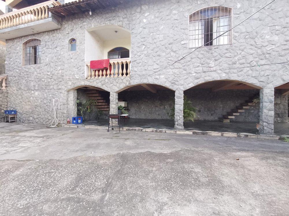 Casa, Milionários, 3 Quartos, 2 Vagas