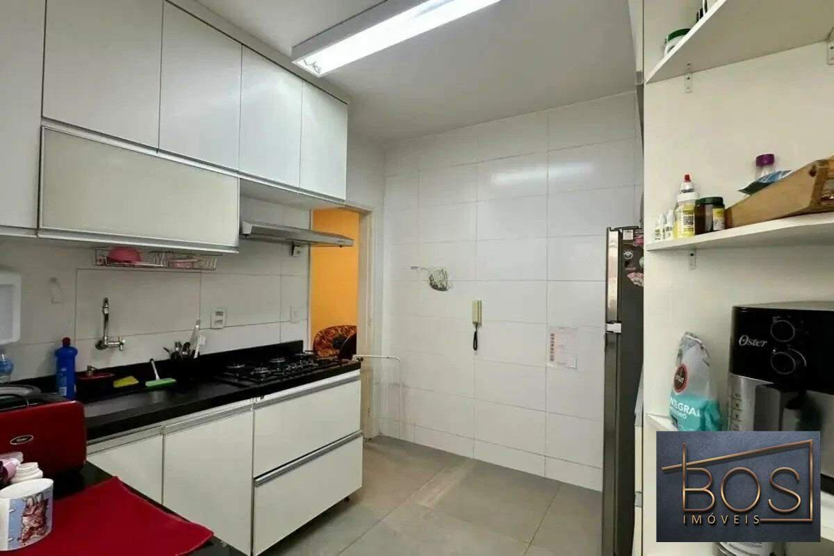 Cobertura, Luxemburgo, 4 Quartos, 4 Vagas, 1 Suíte