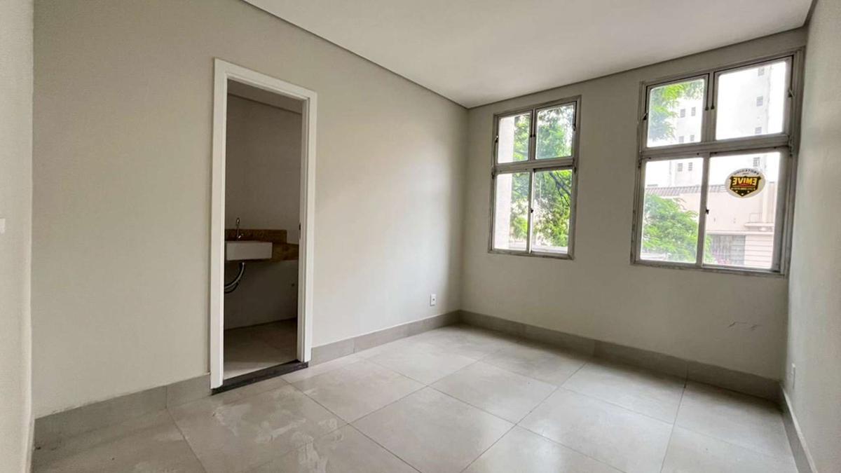 Apartamento, Centro, 2 Quartos, 0 Vaga, 1 Suíte