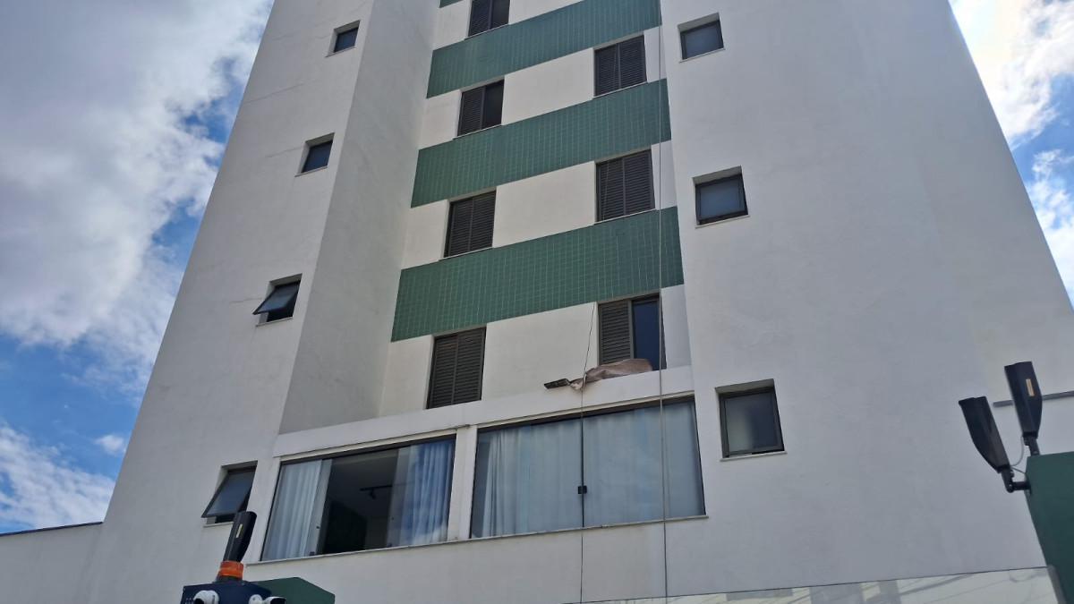 Cobertura, Sagrada Família, 2 Quartos, 3 Vagas, 1 Suíte