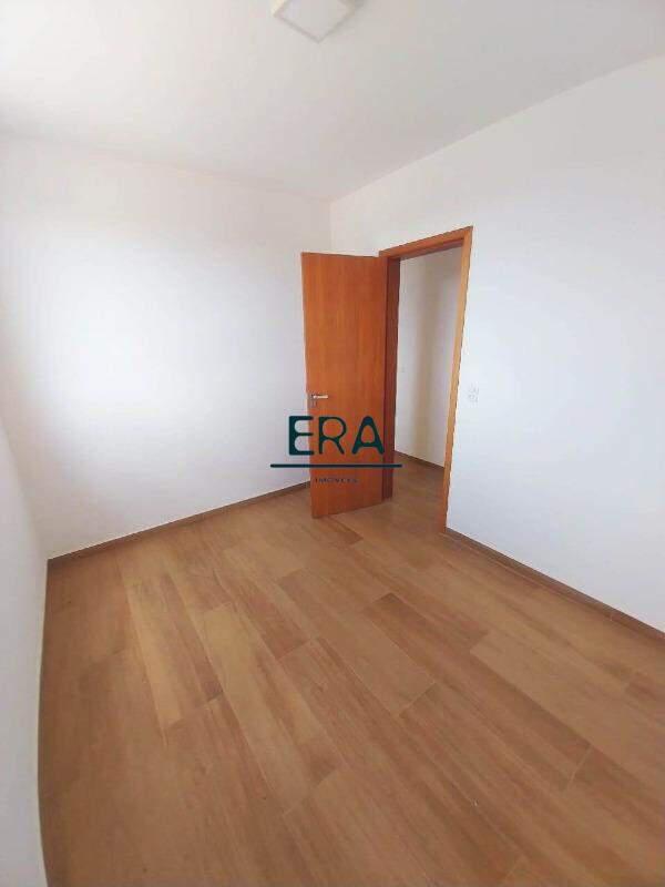 Apartamento, Centro, 2 Quartos, 1 Vaga