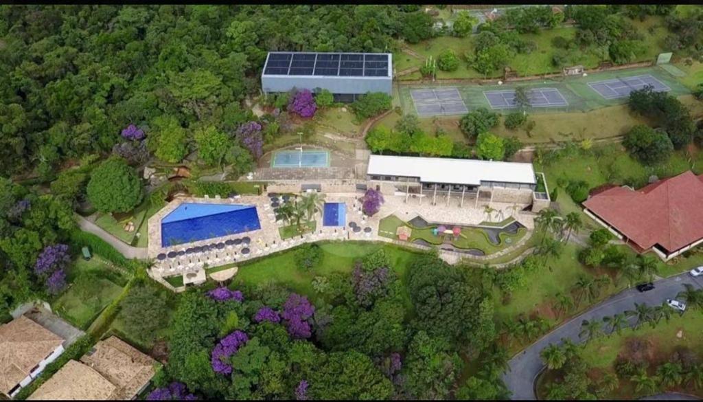 Lote, Retiro do Chalé, 0 Quarto, 0 Vaga