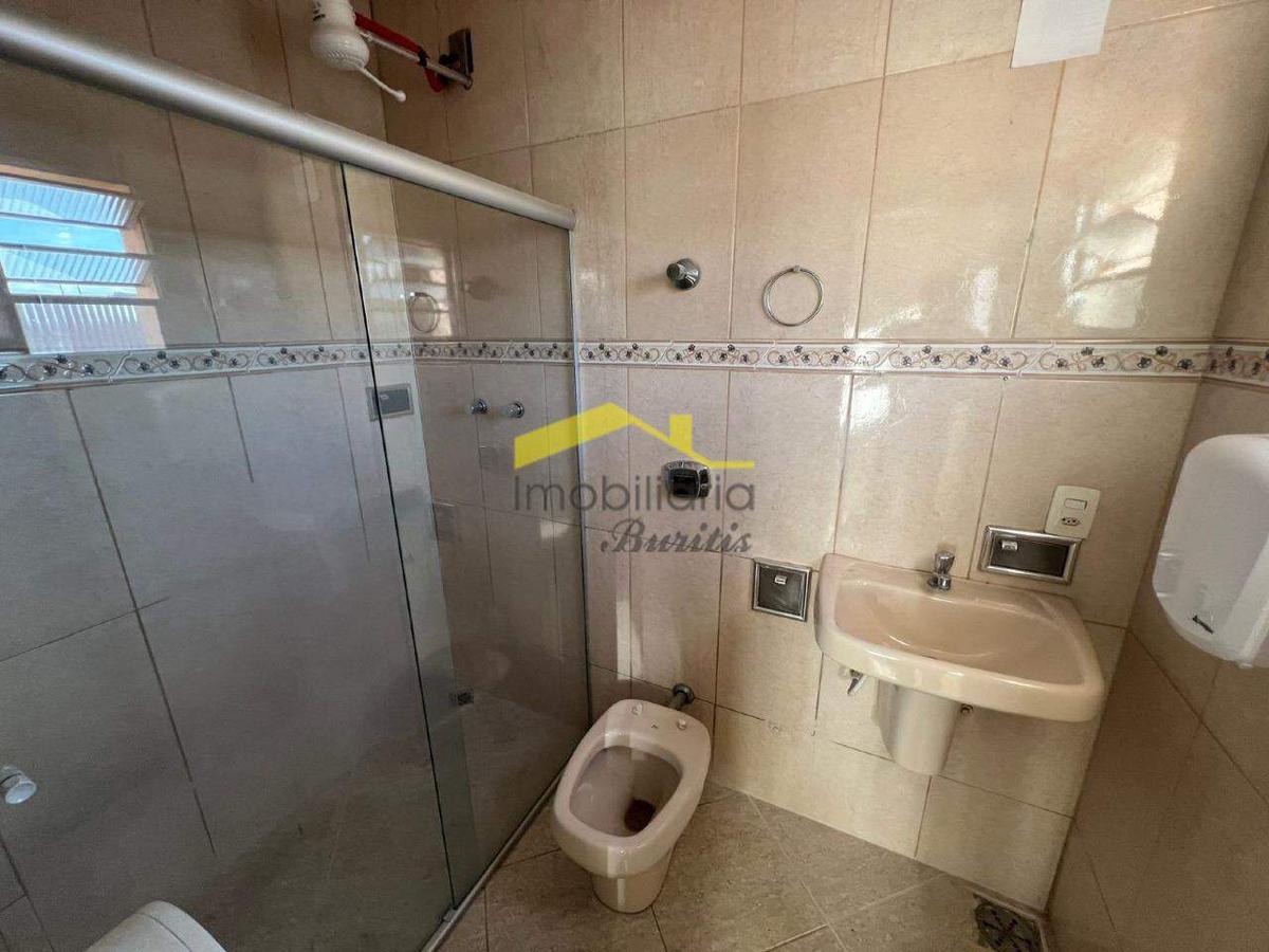 Casa, Cinquentenário, 3 Quartos, 2 Vagas, 1 Suíte
