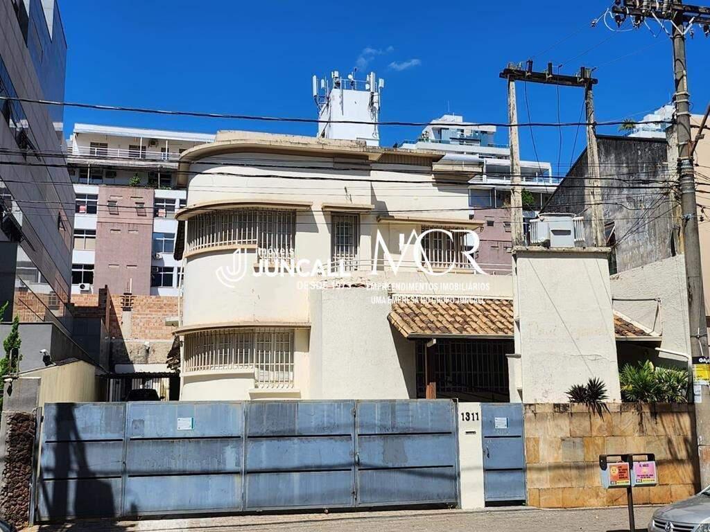 Casa, Funcionários, 10 Quartos, 10 Vagas