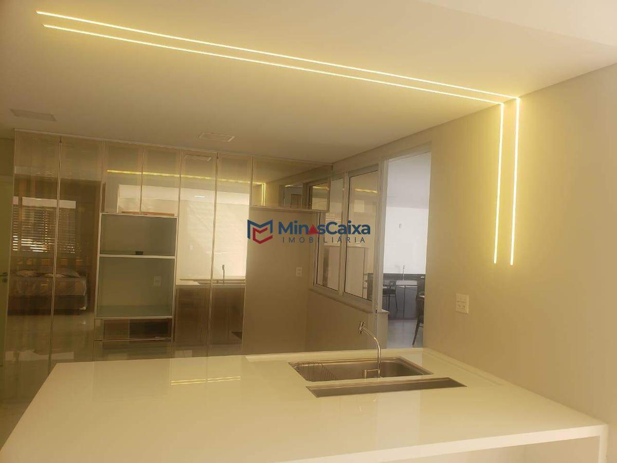 Casa, Cidade Nobre, 6 Quartos, 2 Vagas, 6 Suítes