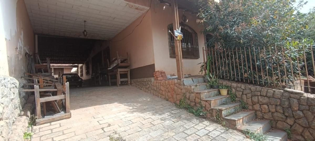 Casa, Castelo, 4 Quartos, 4 Vagas, 2 Suítes