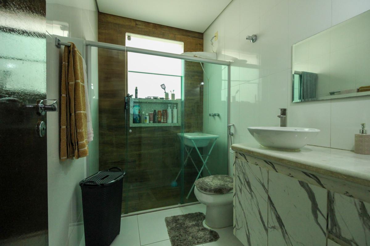 Casa, Novo Eldorado, 4 Quartos, 4 Vagas, 1 Suíte