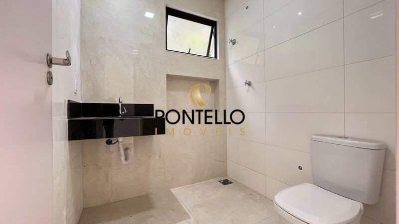 Casa, Santa Branca, 3 Quartos, 2 Vagas, 1 Suíte