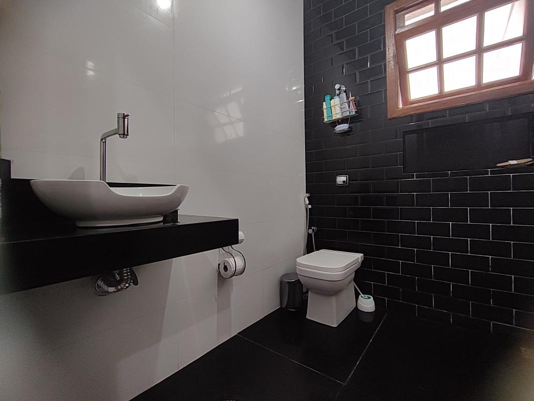 Casa, Nova Cintra, 3 Quartos, 4 Vagas, 1 Suíte