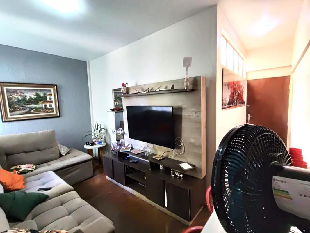 Apartamento, João Pinheiro, 3 Quartos, 0 Vaga