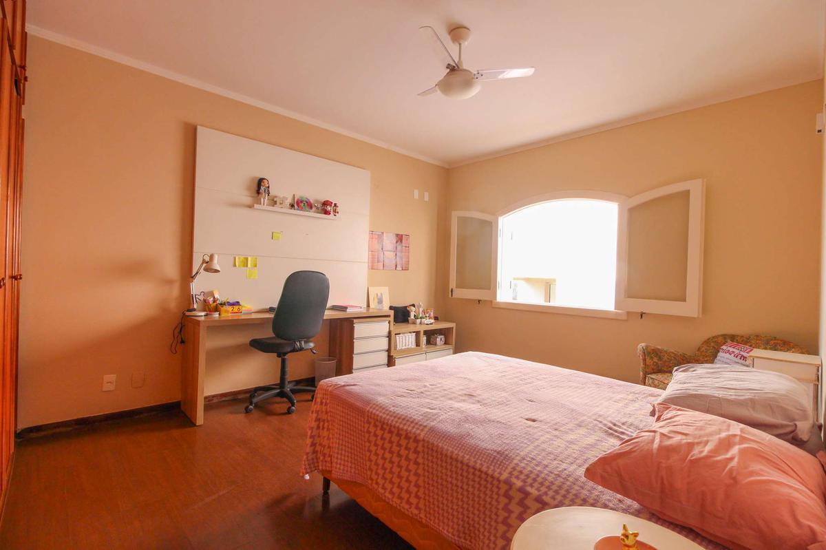 Casa, Buritis, 4 Quartos, 4 Vagas, 1 Suíte
