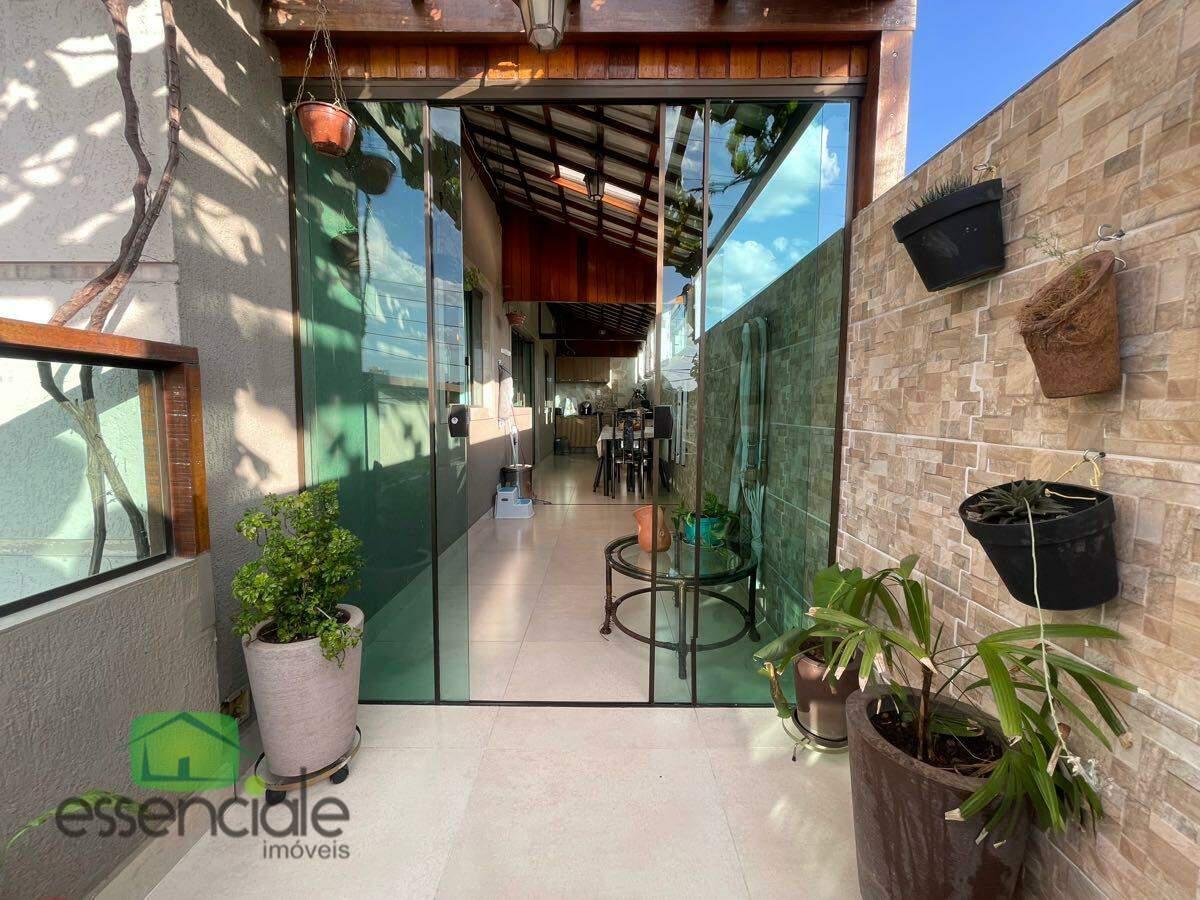 Casa, Conjunto Água Branca, 3 Quartos, 2 Vagas, 1 Suíte