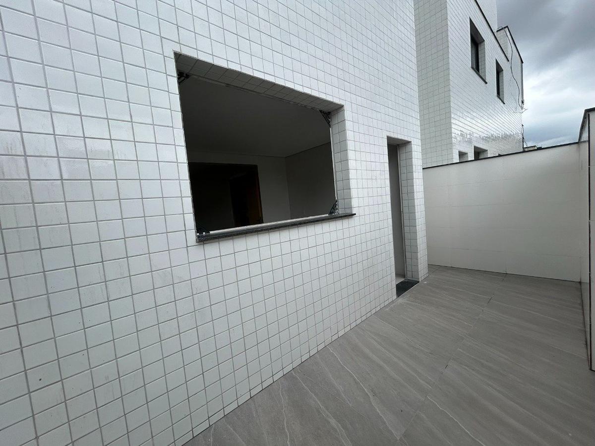 Apartamento, Santa Cruz Industrial, 3 Quartos, 2 Vagas, 1 Suíte