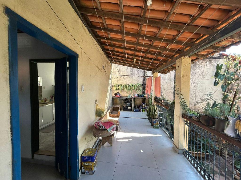 Casa, Centro, 4 Quartos, 10 Vagas