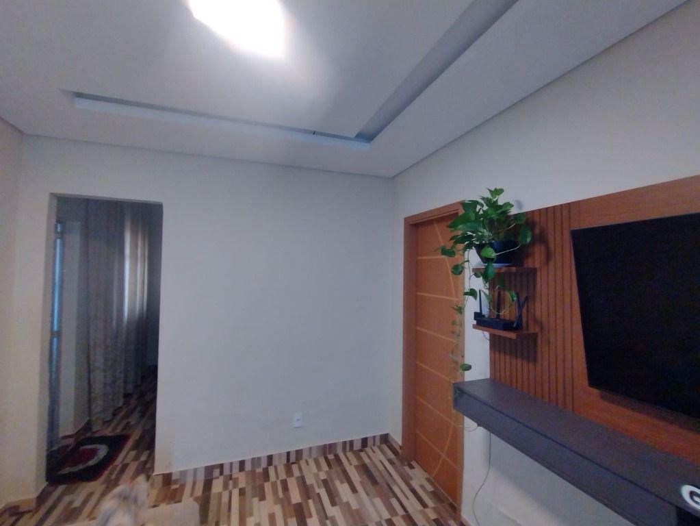Casa, Itacolomi, 3 Quartos, 0 Vaga