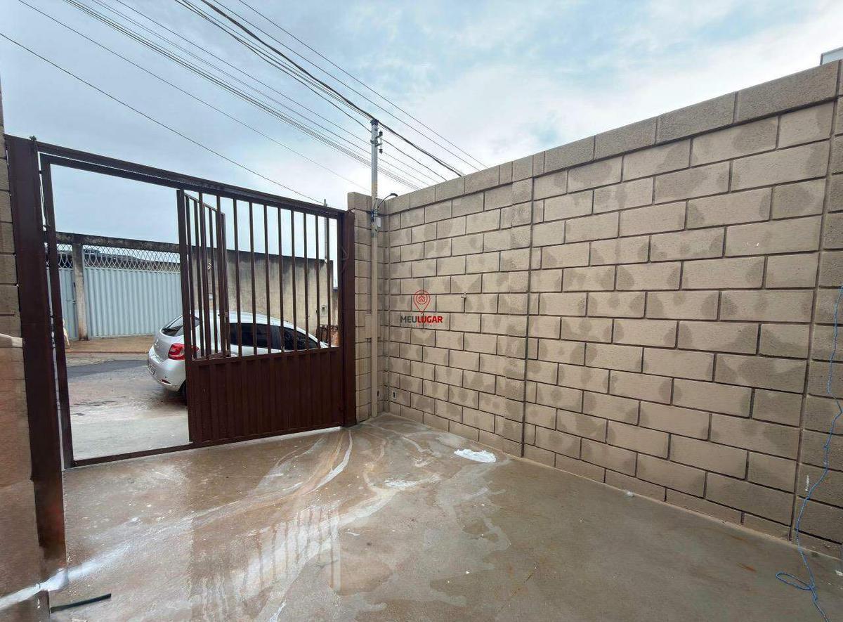 Casa, Novo Barreirinho, 2 Quartos, 1 Vaga