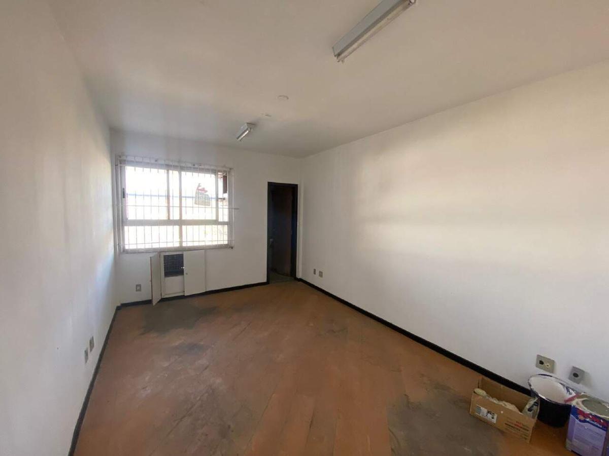 Sala, Estoril, 1 Vaga