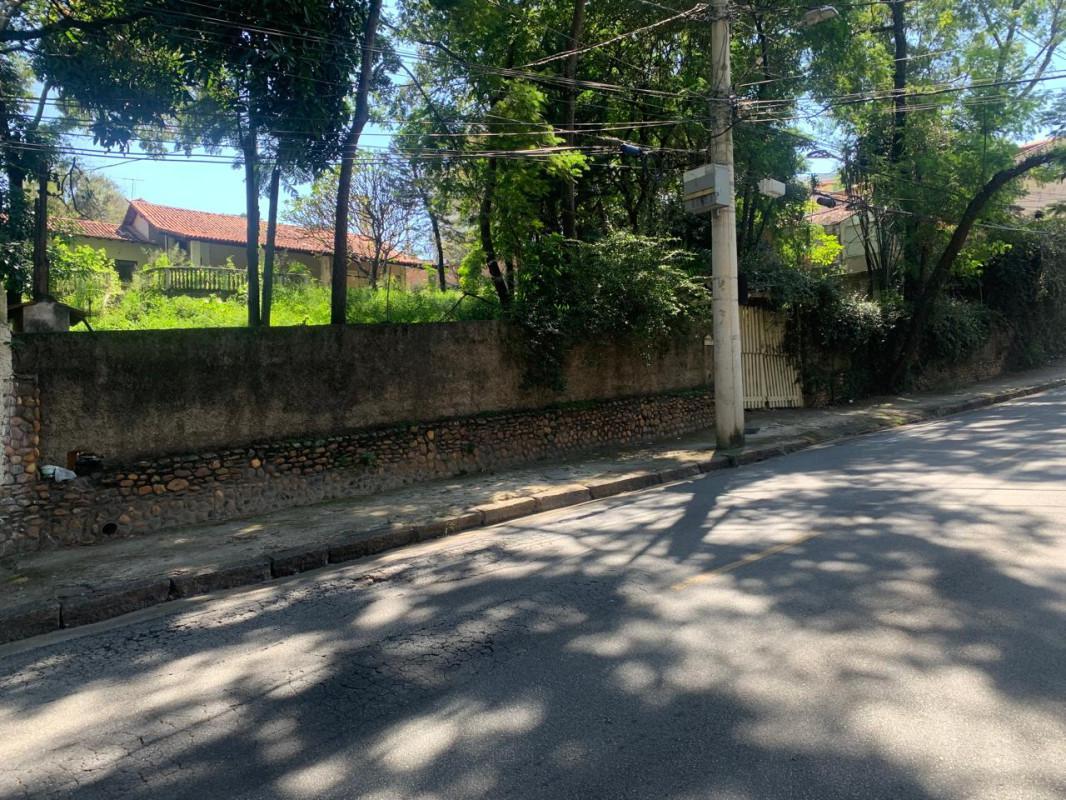 Lote, Santa Mônica, 0 Quarto, 0 Vaga