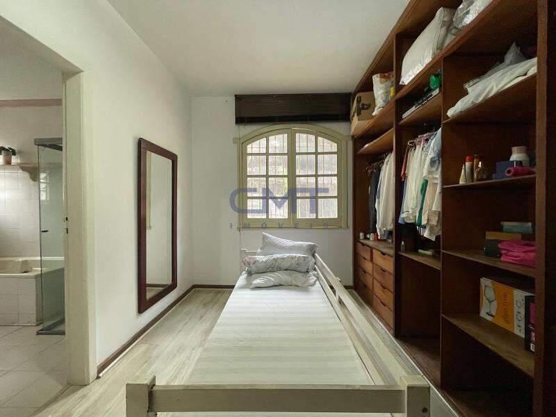 Casa, Santa Lúcia, 5 Quartos, 4 Vagas, 1 Suíte