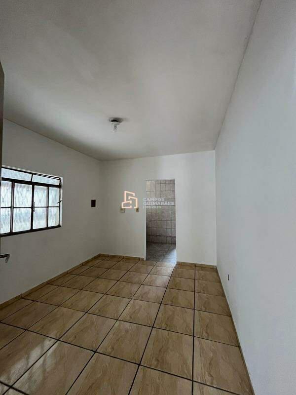 Casa, Parque Turistas, 3 Quartos, 4 Vagas, 1 Suíte