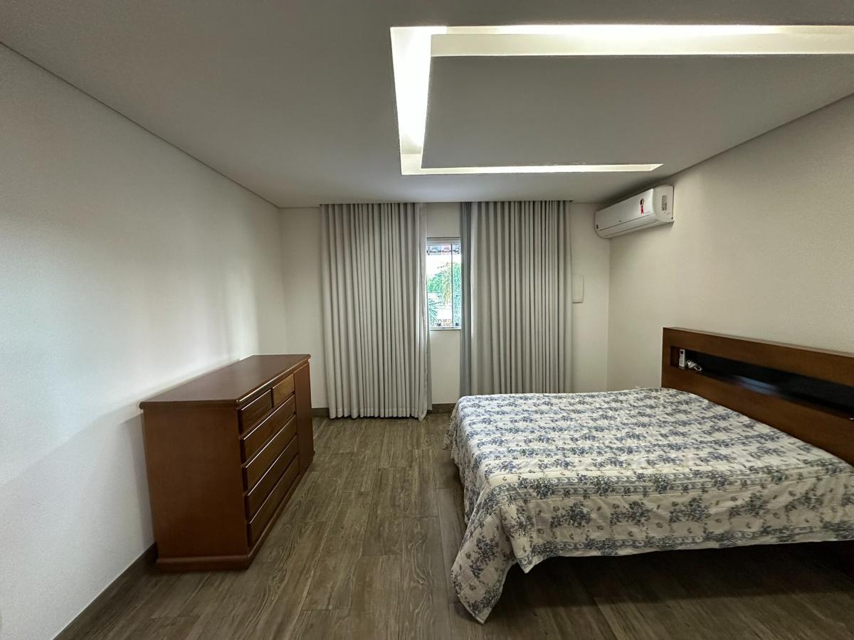 Casa, Céu Azul, 3 Quartos, 5 Vagas, 1 Suíte