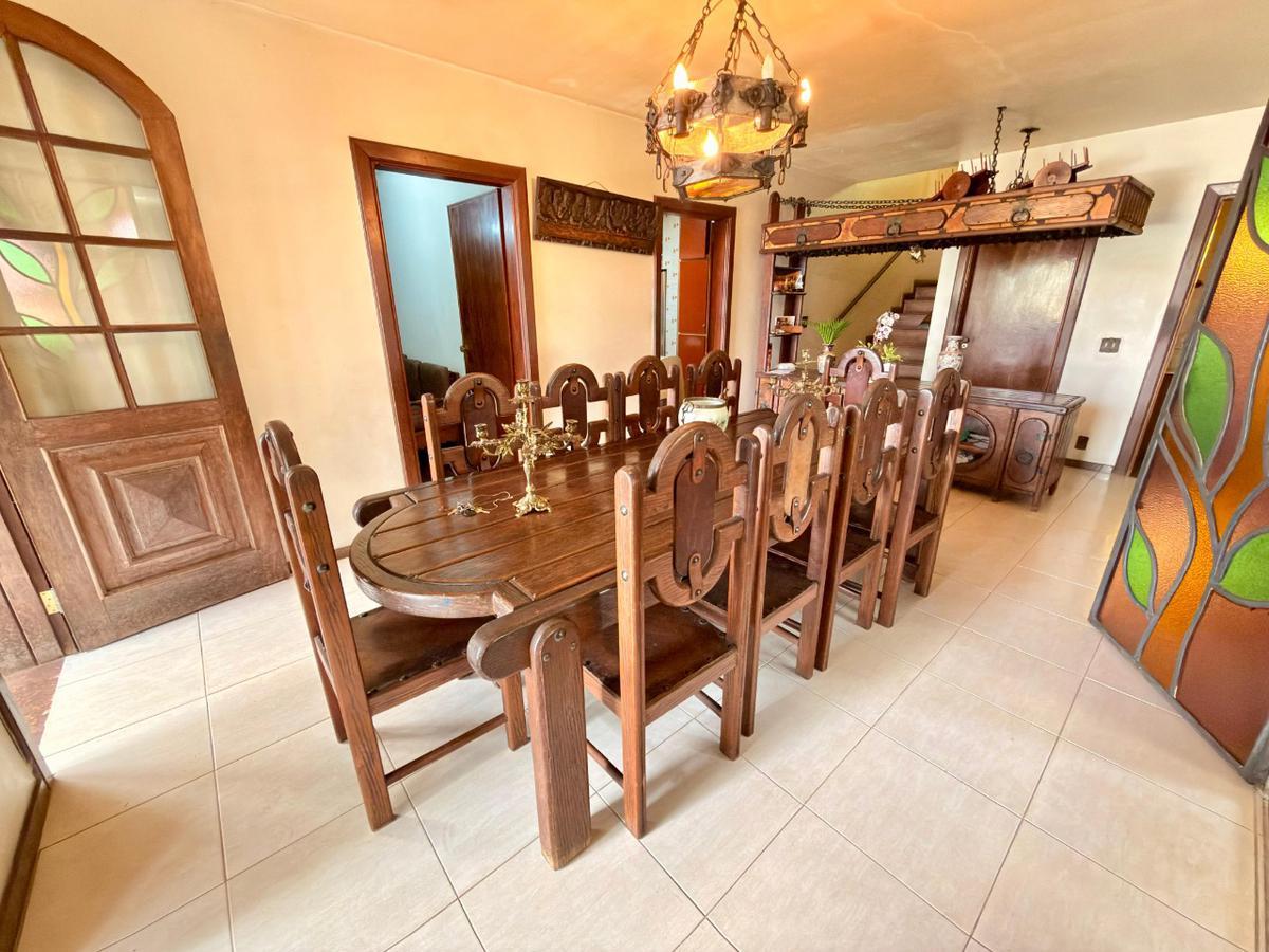 Casa, Bandeirantes (pampulha), 5 Quartos, 10 Vagas, 4 Suítes