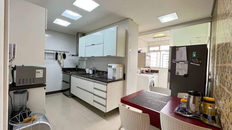 Apartamento, Sion, 4 Quartos, 2 Vagas, 1 Suíte