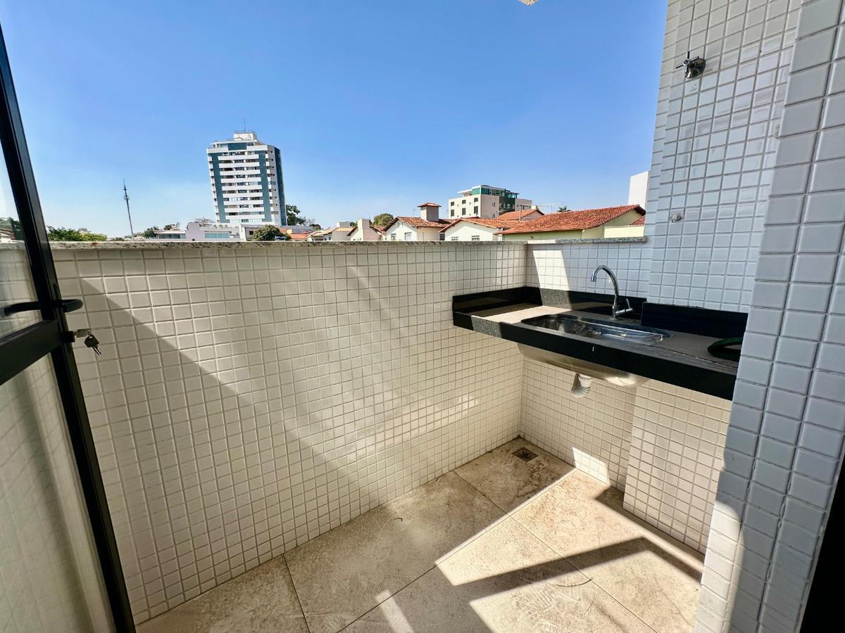 Cobertura, Itapoã, 2 Quartos, 2 Vagas, 1 Suíte