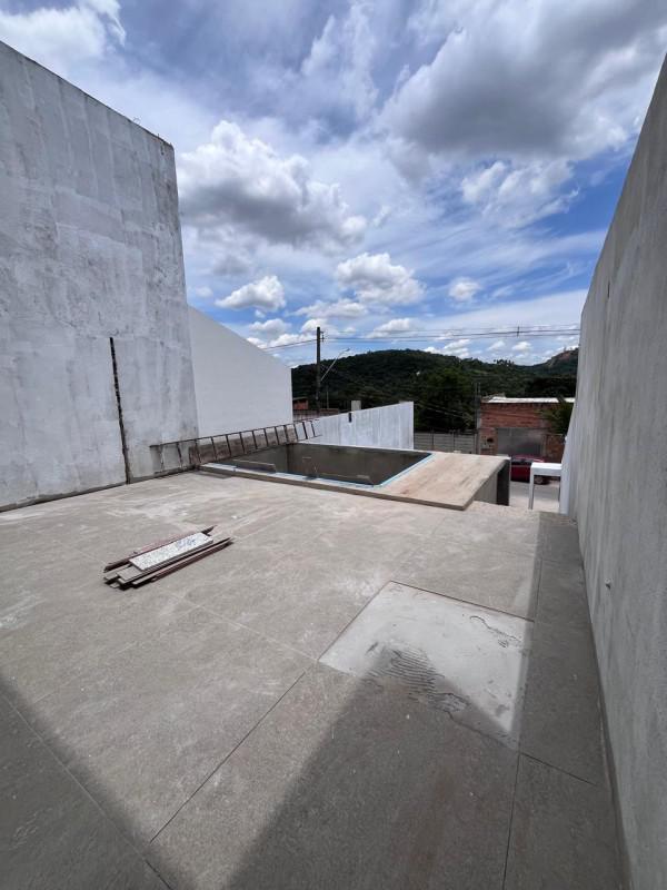 Casa, Masterville, 3 Quartos, 4 Vagas, 1 Suíte