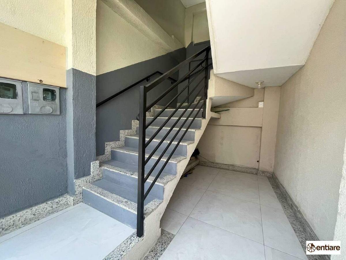 Sala, Luxemburgo, 0 Quarto, 0 Vaga