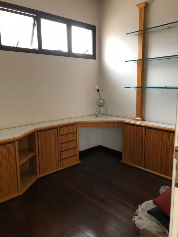 Apartamento, Funcionários, 4 Quartos, 3 Vagas, 2 Suítes