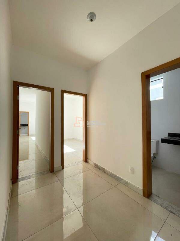 Casa, Vale das Orquídeas, 3 Quartos, 2 Vagas, 1 Suíte