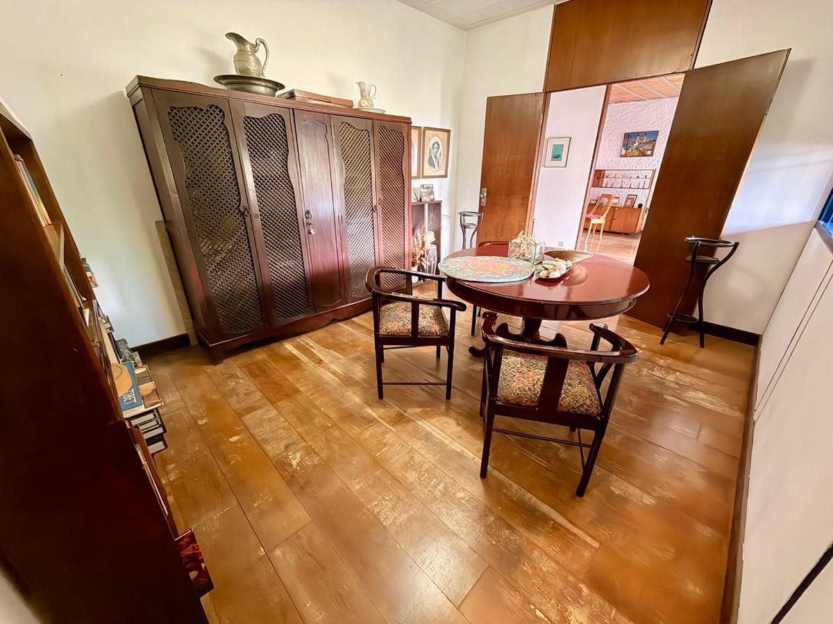 Casa, Bandeirantes (pampulha), 5 Quartos, 8 Vagas, 3 Suítes