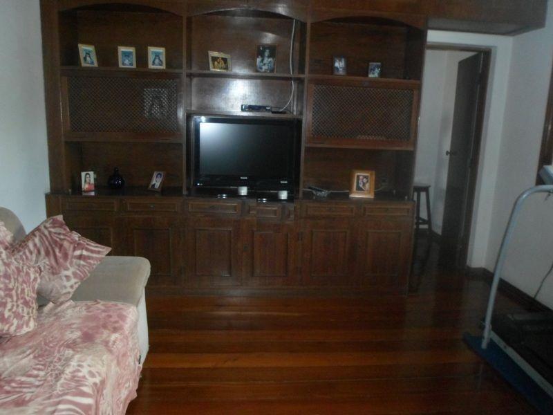 Casa, Vila Clóris, 4 Quartos, 4 Vagas, 1 Suíte