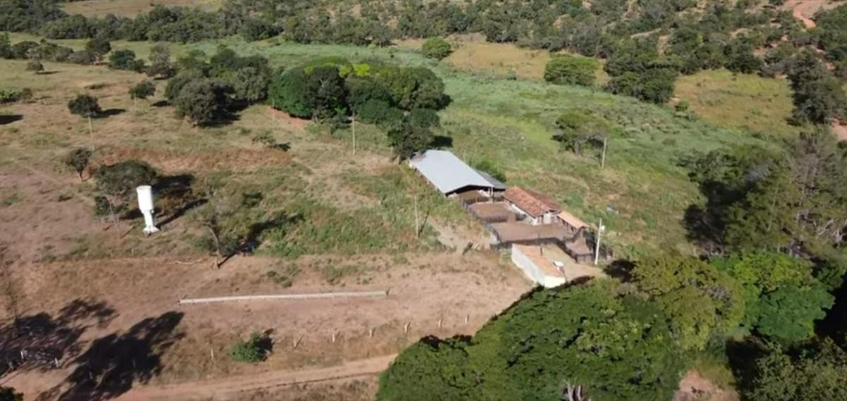 Fazenda, Centro, 4 Quartos, 0 Vaga