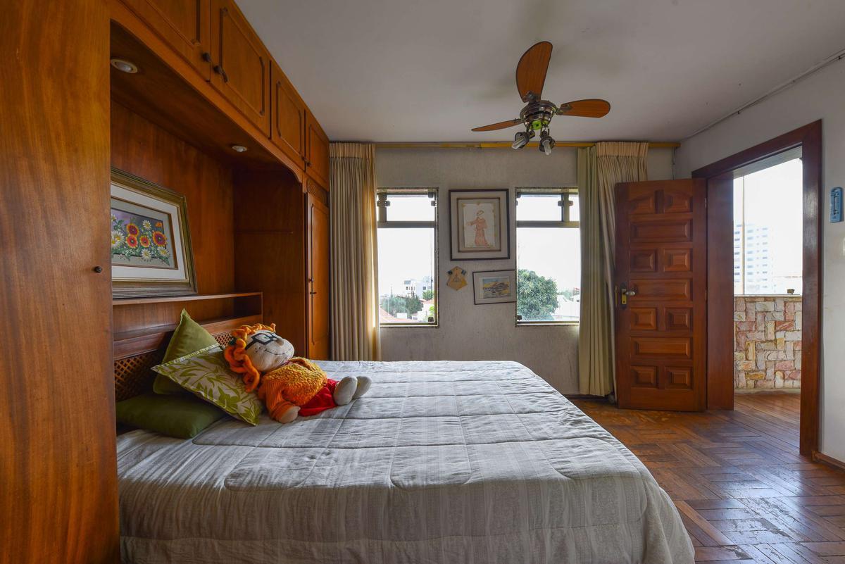 Casa, Santa Lúcia, 5 Quartos, 4 Vagas, 3 Suítes