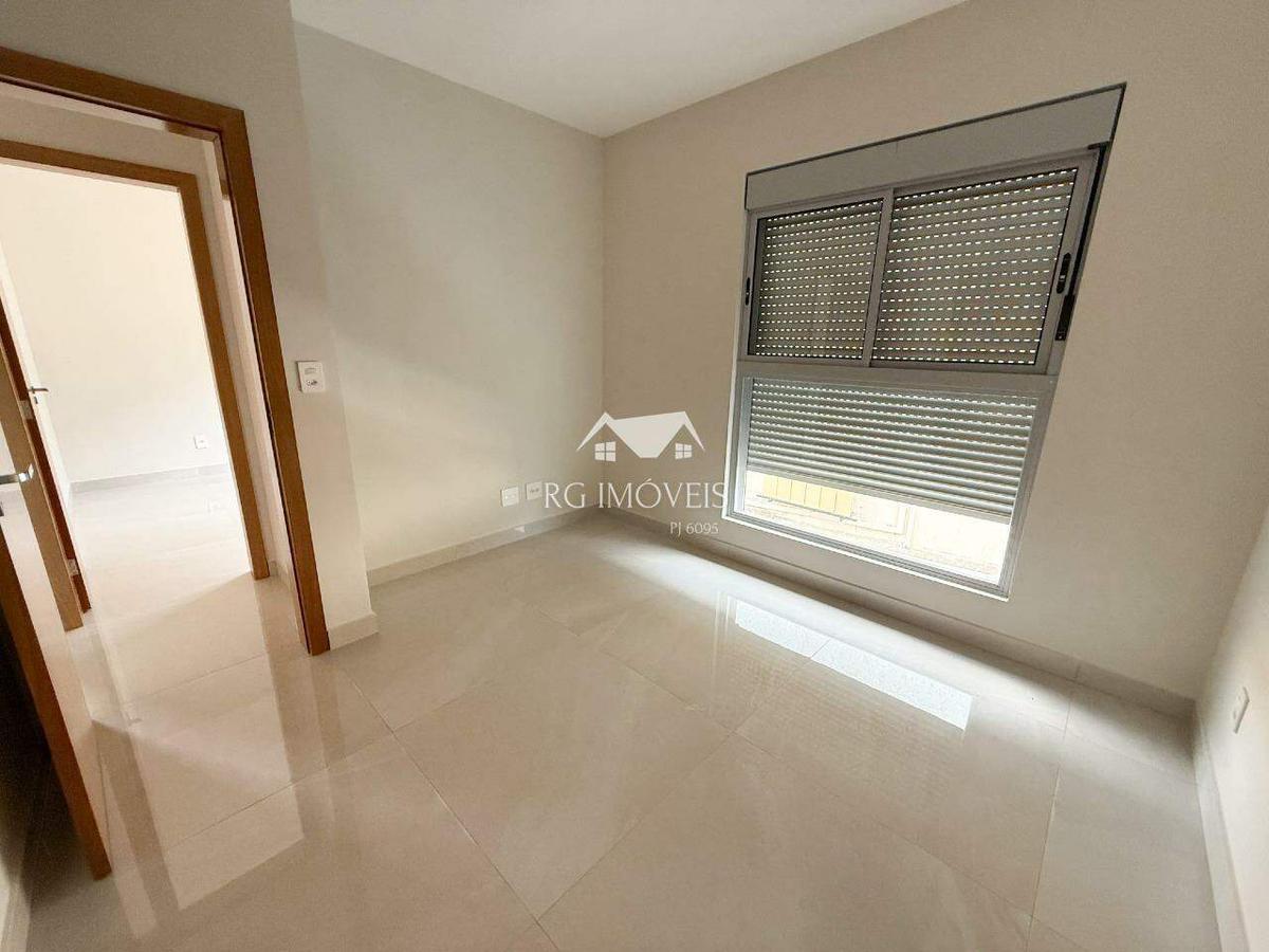 Apartamento, Barreiro, 3 Quartos, 2 Vagas, 1 Suíte