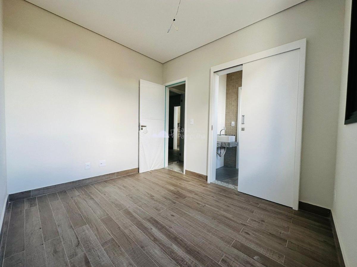 Apartamento, Itapoã, 4 Quartos, 3 Vagas, 2 Suítes
