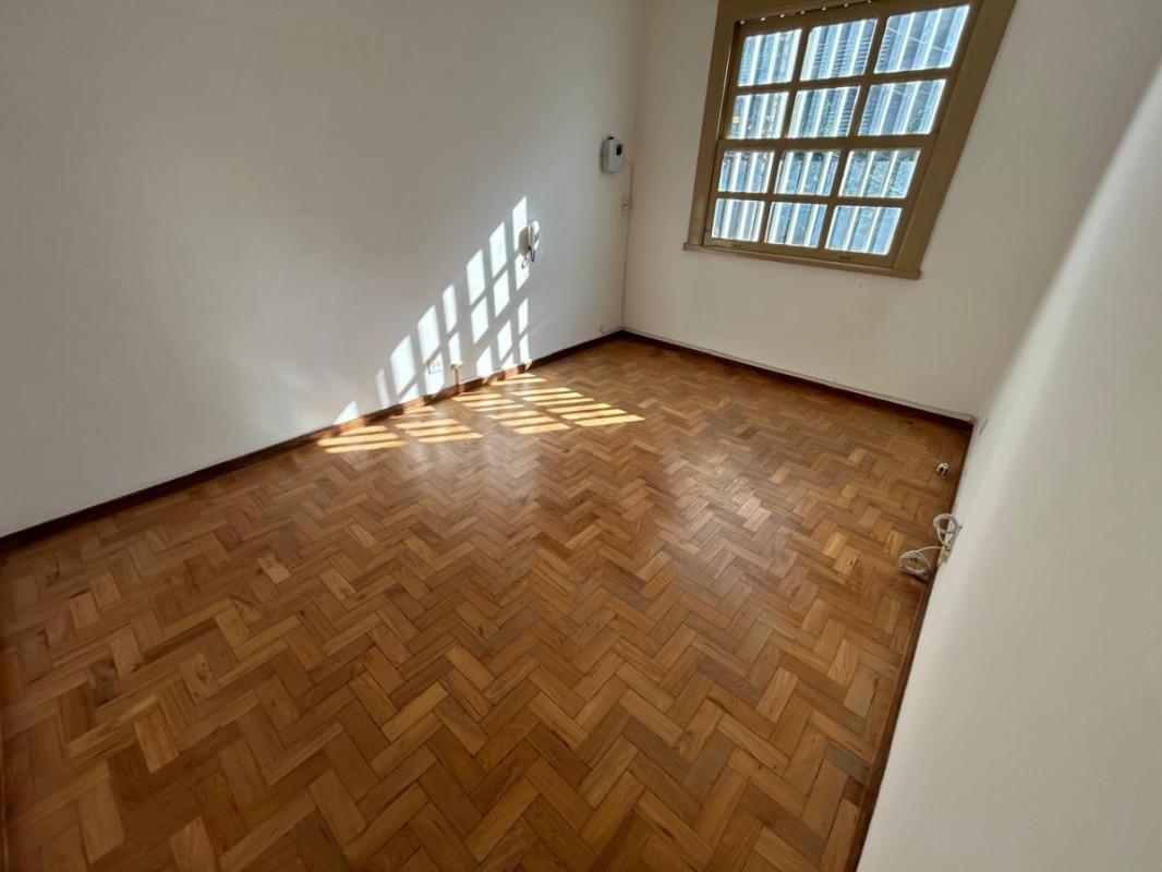 Casa, Funcionários, 3 Quartos, 2 Vagas