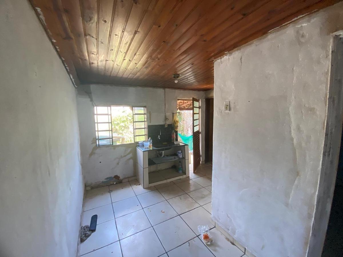 Casa, Centro, 2 Quartos, 0 Vaga