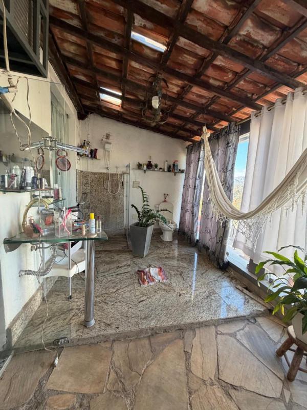 Casa, Teixeira Dias (barreiro), 3 Quartos, 2 Vagas, 1 Suíte