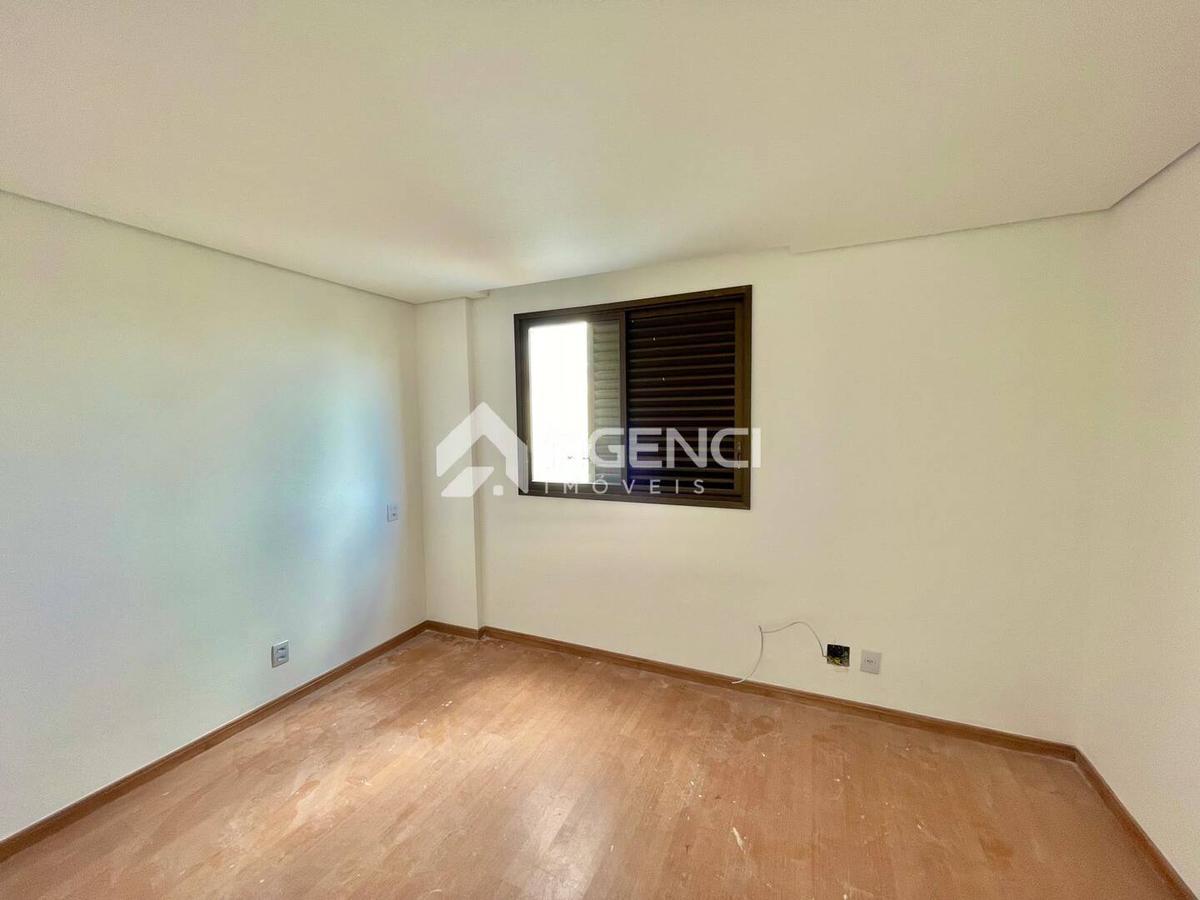 Apartamento, Paquetá, 3 Quartos, 0 Vaga, 1 Suíte