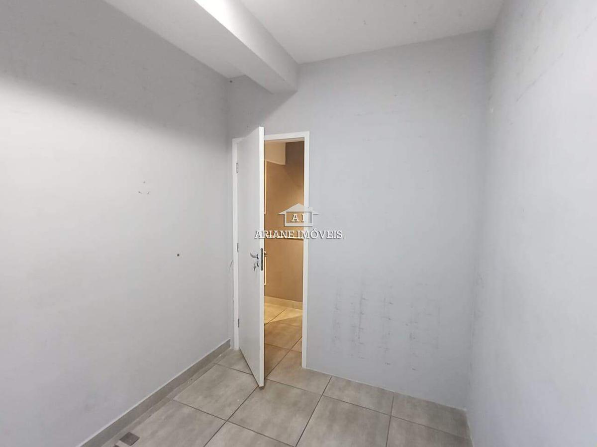 Sala, Alípio de Melo, 0 Quarto, 0 Vaga