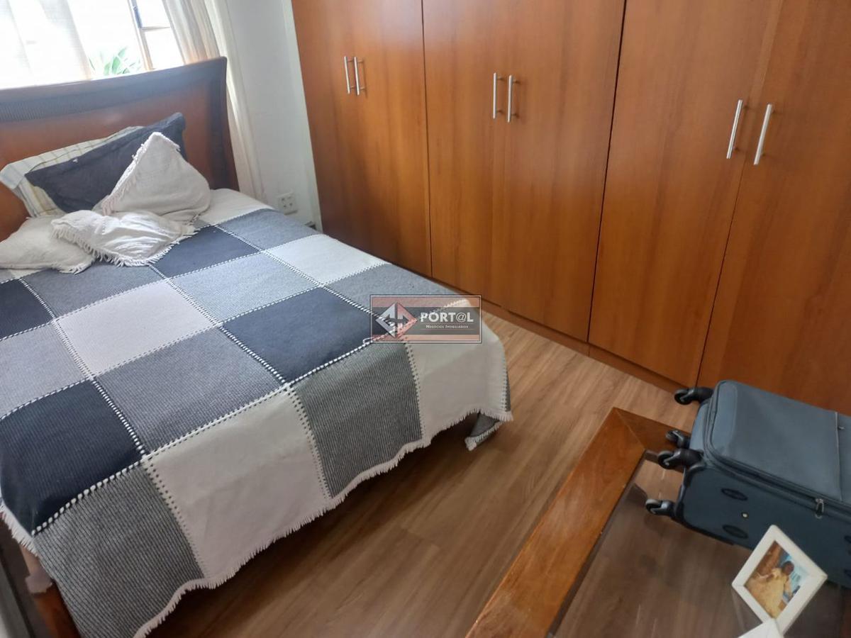 Casa, Vila Clóris, 3 Quartos, 4 Vagas, 1 Suíte