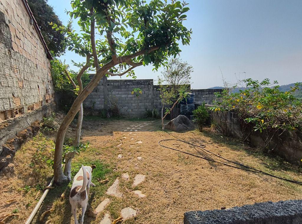 Casa, Nações Unidas, 4 Quartos, 2 Vagas, 1 Suíte