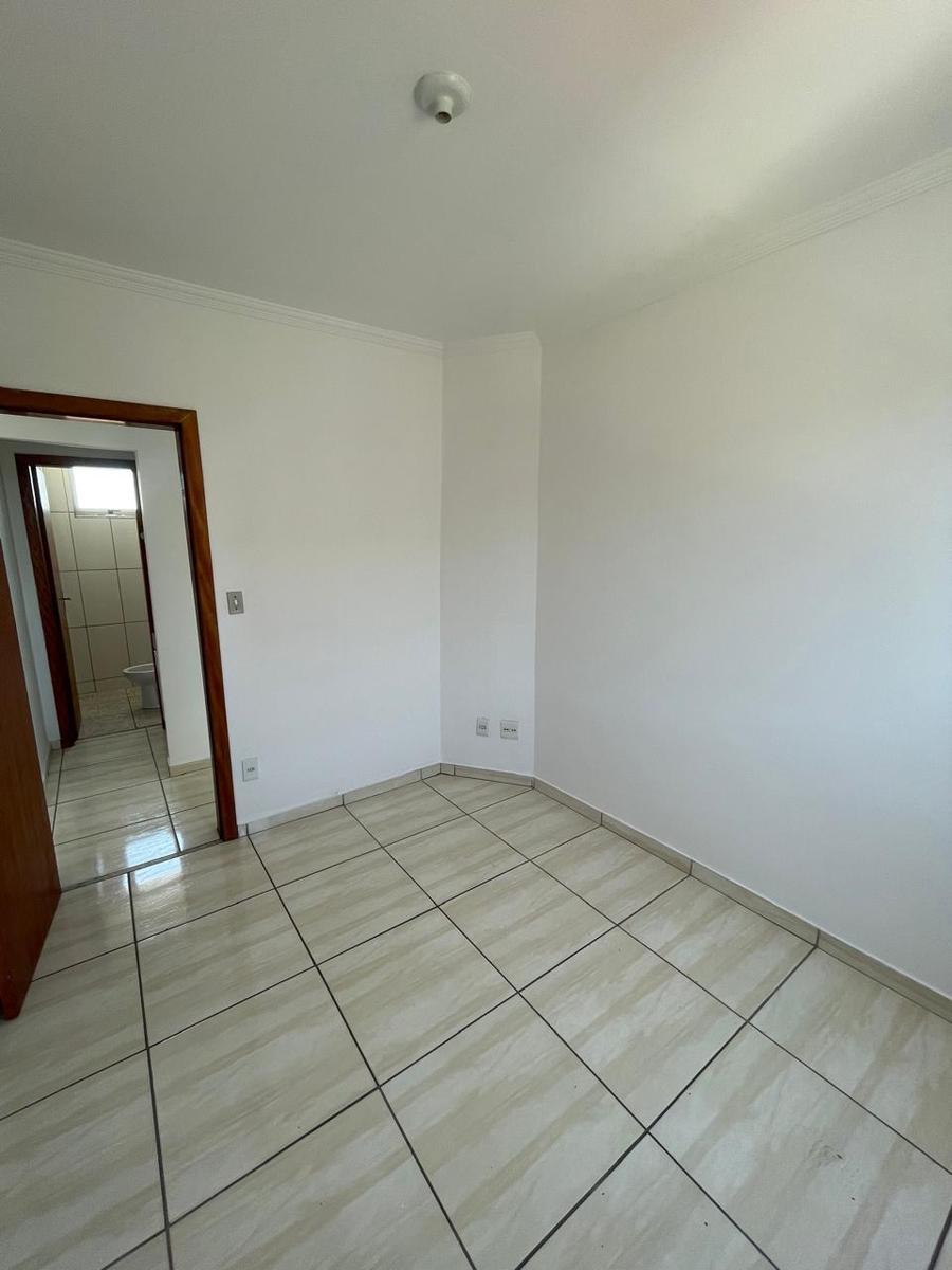 Apartamento, Santa Terezinha, 3 Quartos, 1 Vaga, 1 Suíte