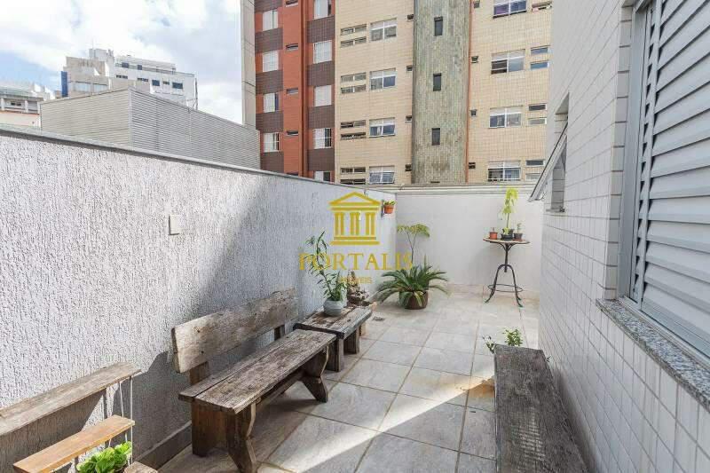 Apartamento, Serra, 2 Quartos, 2 Vagas, 1 Suíte